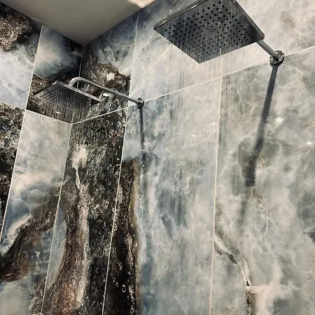 Love hôtel Délicate Addiction