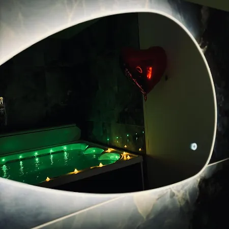 Délicate Addiction Love hôtel Lens