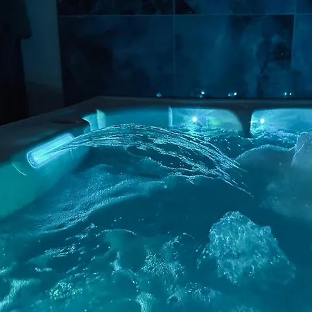 Délicate Addiction Lens