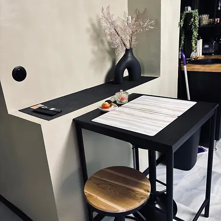 Délicate Addiction Love hôtel Lens