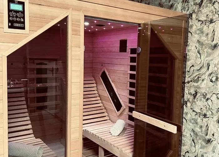 Love hotel Delicate Addiction Lens