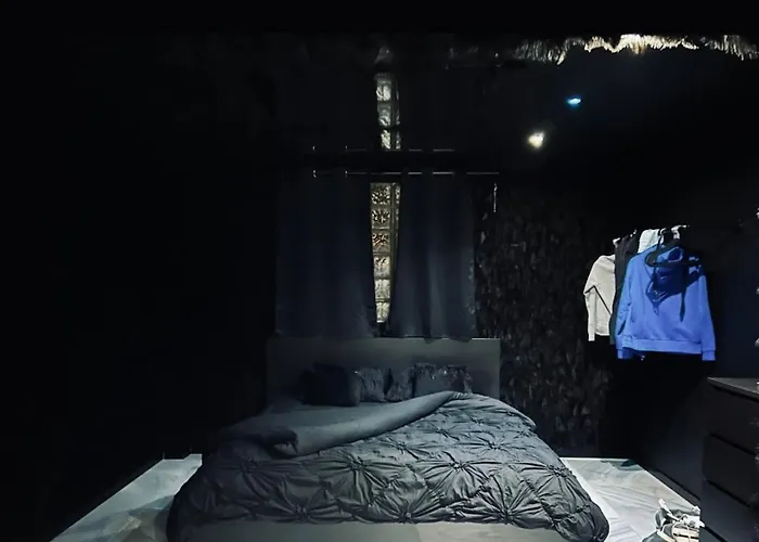 Delicate Addiction Love hotel Lens